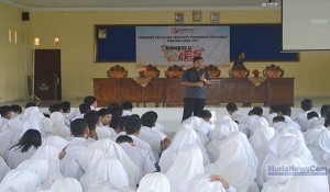 Bawaslu Kudus Ajak Pelajar Ikut Serta Lakukan Pengawasan Pemilu 2019