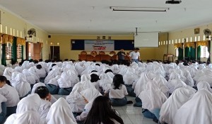 Bawaslu Kudus Gencar Sosialisasikan Pendidikan Politik dan Pengawasan Partisipatif bagi Pelajar