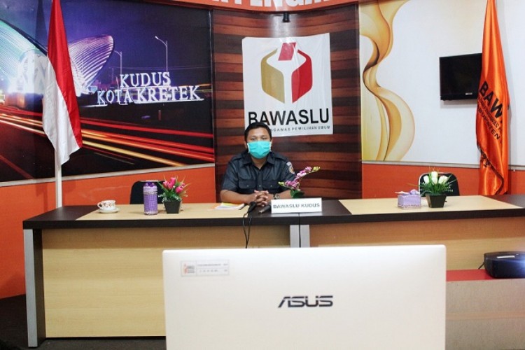 Bawaslu Kudus Ikuti Sosialisasi dan Evaluasi Pemantauan Putusan DKPP