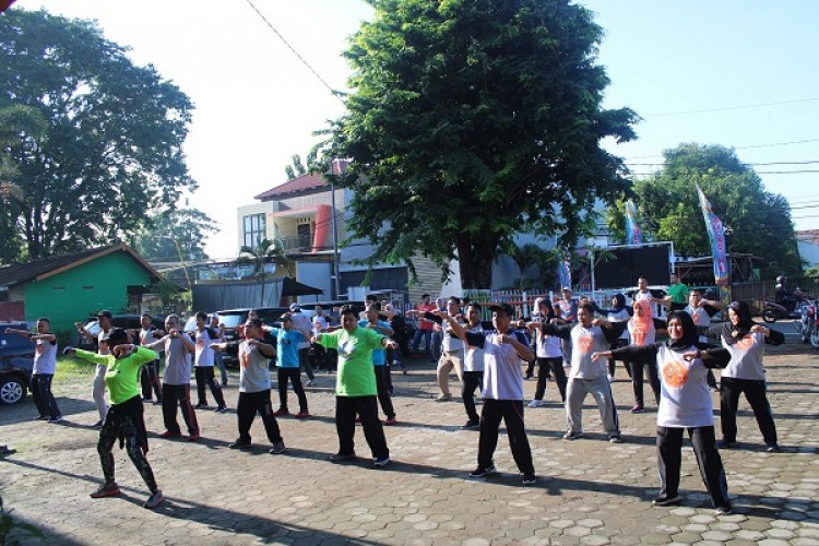 Bawaslu Kudus Senam Bareng KPU Kudus