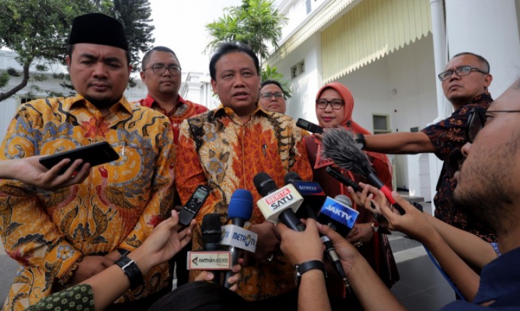 Bawaslu Laporkan Kerja Pengawasan Pemilu 2019 ke Presiden Jokowi