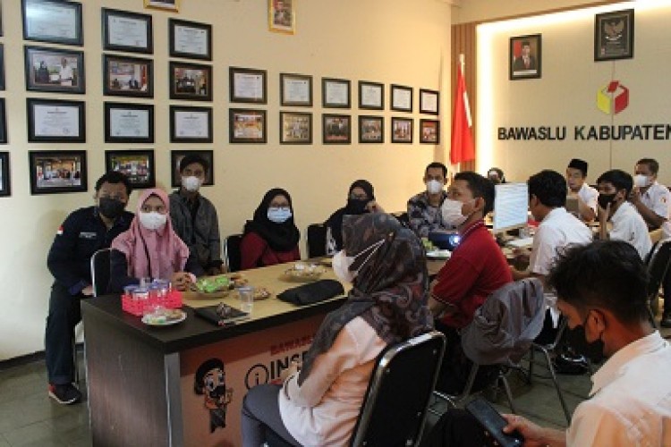 DIKSIKU; Refleksi Pengawasan Tahapan PUNGHITSU dan Rekapitulasi Pemilu 2019