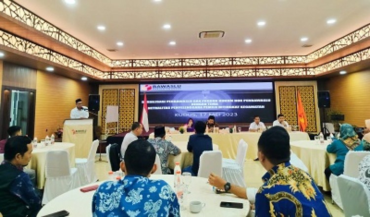 Jaga Netralitas Penyelenggara Pemilu, Bawaslu Kudus Gelar Sosialisasi Bersama Jajaran Penyelenggara Pemilu Tingkat Kecamatan