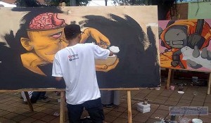 Lewat Mural, Bawaslu Kudus Ajak Masyarakat Awasi Pemilu