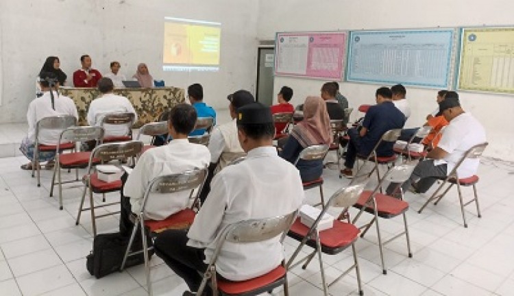 Panwascam Dawe Gelar Sosialisasi Rekrutmen Pengawas Pemilu Kelurahan/Desa
