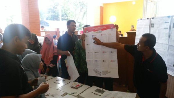 Perhitungan Tidak Sesuai, 27 TPS Lakukan Hitung Ulang