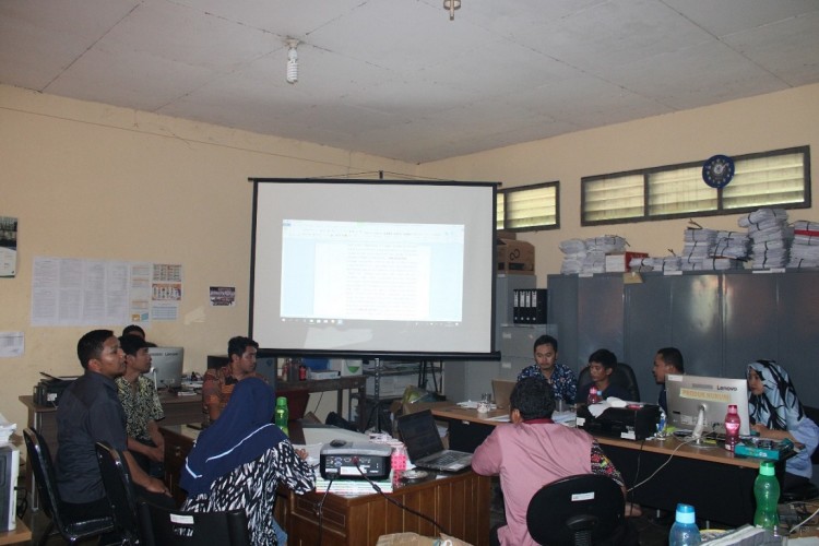 Persiapan Sidang MK, Bawaslu Kudus Lakukan Konsolidasi Data