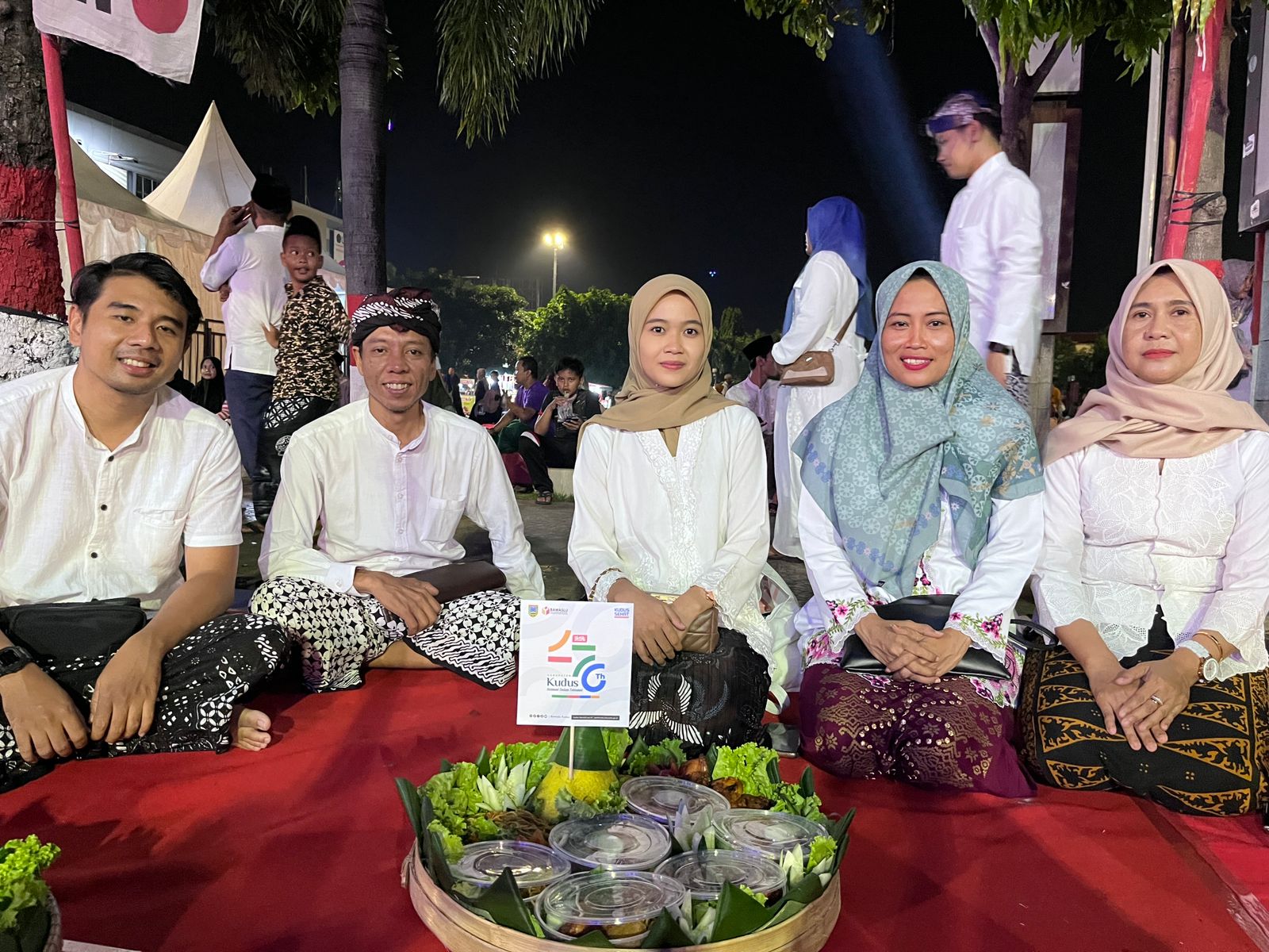 22 September 2025 Bawaslu Kudus Hadiri Kenduren Massal di Alun-alun Simpang 7