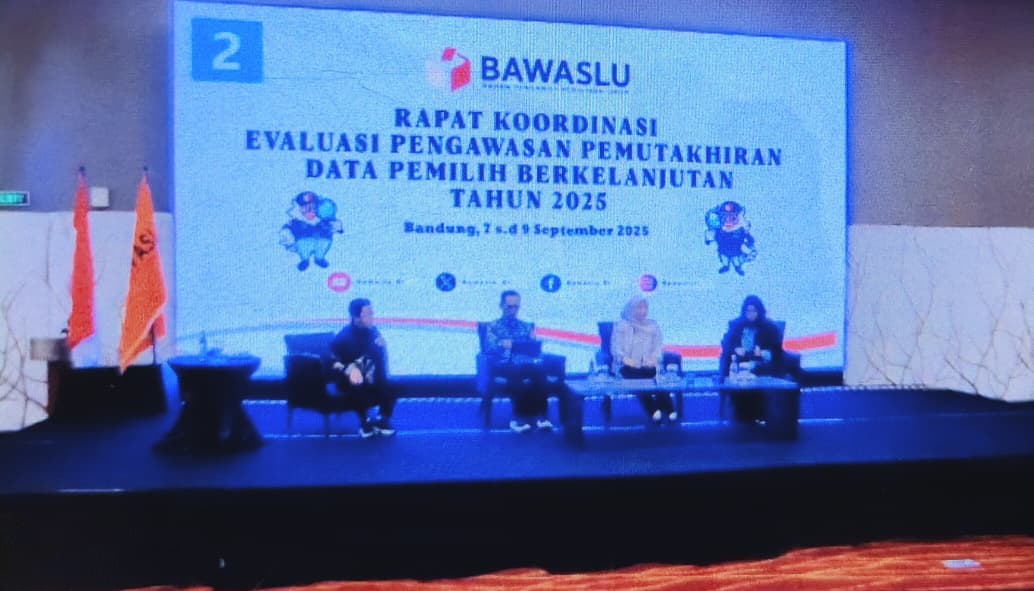 9 September 2025 Perkuat Pengawasan Pemilu, Bawaslu Kudus Ikuti Evaluasi Pemutakhiran Data Pemilih Berkelanjutan