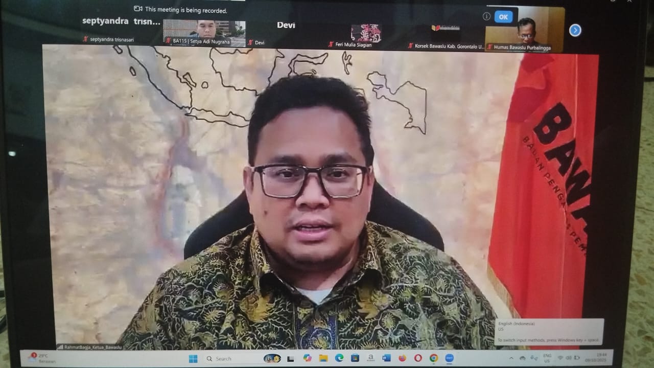 9 Otober 2025 Lewat Zoom Meeting, Bawaslu Kudus Dalami Teknis Laporan Penguatan Kelembagaan Pengawas Pemilu