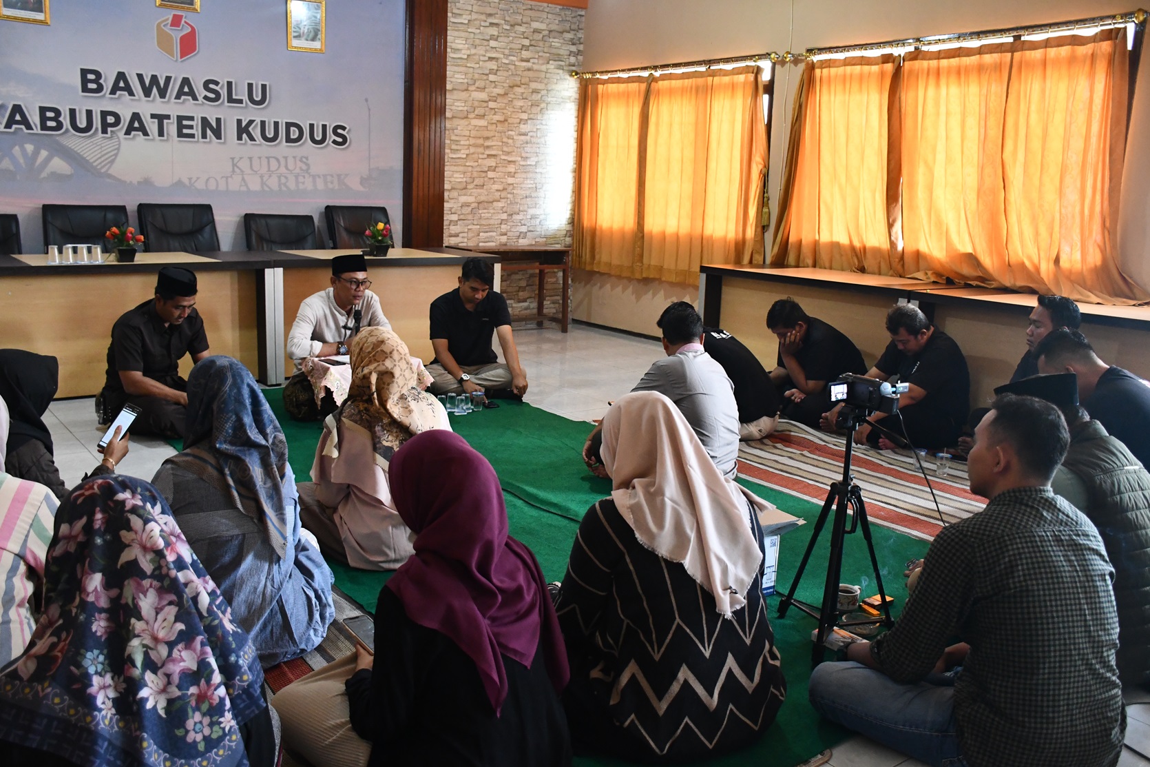 2 Januari 2026 Bawaslu Kudus Awali Tahun 2026 dengan Siraman Rohani dan Penguatan Adab Keluarga Islami