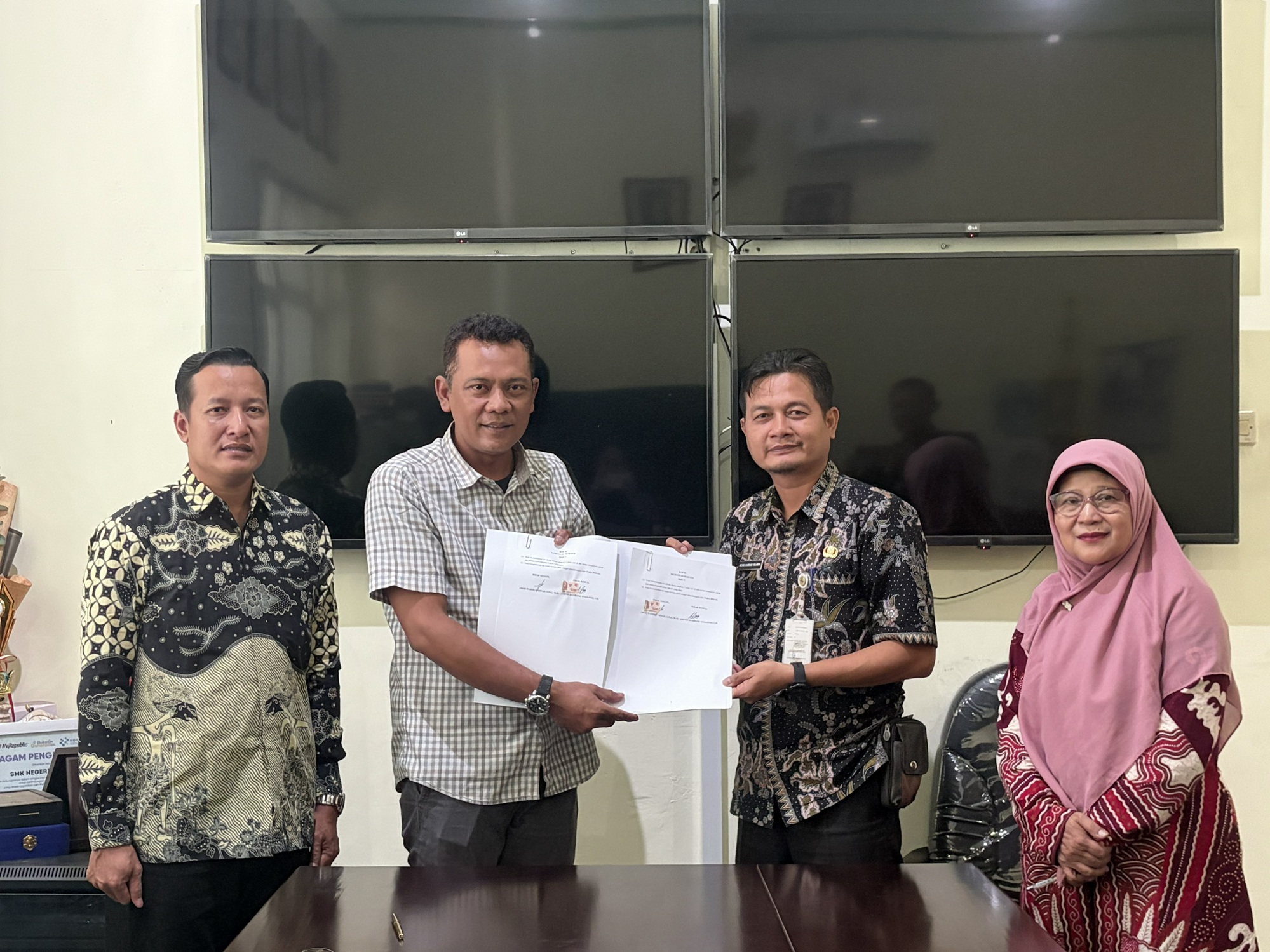 23 April 2026 Bawaslu Kudus Perkuat Demokrasi Pelajar melalui Penandatanganan Nota Kesepahaman dengan Sejumlah Sekolah