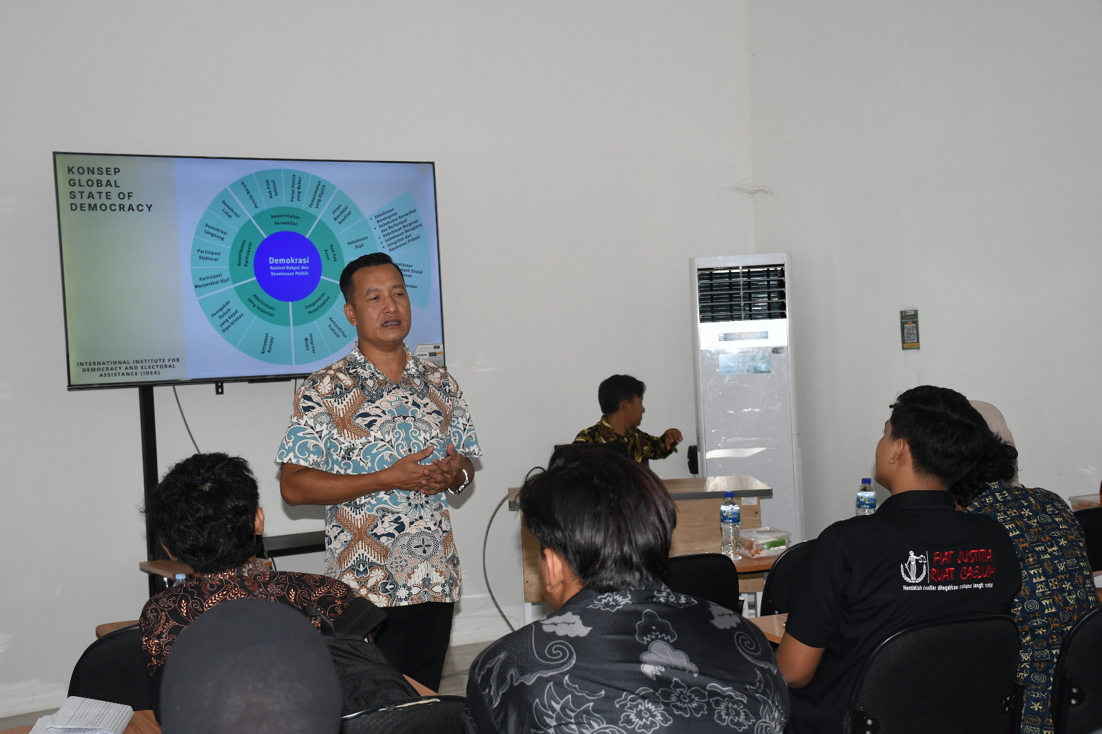 23 Juni 2026 Perdalam Pemahaman Kepemiluan, Mahasiswa Hukum UMKU Pelajari Sengketa Proses dan Pelanggaran Pemilu Bersama Bawaslu Kudus