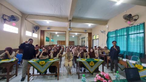 18 Oktober 2025 Bangun Generasi Melek Demokrasi, Bawaslu Kudus Gencarkan Sosialisasi di Sekolah 2