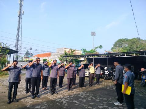 30 Maret 2026 Perkuat Soliditas Pasca Idulfitri, Bawaslu Kudus Gelar Apel Pagi, Halal Bihalal, dan Rapat Internal 1