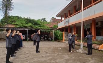 Apel Pagi Menyambut Awal Tahun 2022