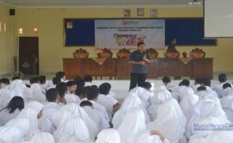 Bawaslu Kudus Ajak Pelajar Ikut Serta Lakukan Pengawasan Pemilu 2019