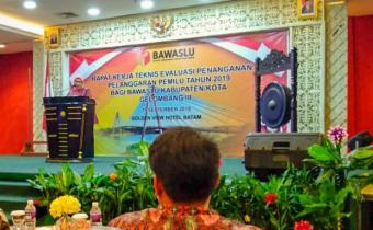 Catatan Rakernis: &ldquo;Bawaslu Jadi Anggota A-WEB dan Reward Prestasi&rdquo;