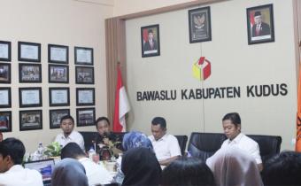 Gelar Pelatihan Legal Drafting, Ketua Bawaslu Kudus: &ldquo;Demi Tingkatkan Penyusunan Produk Hukum&rdquo;