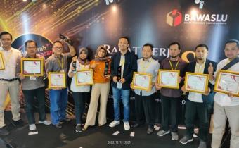 Kehumasan Bawaslu Kudus Raih Infografis Terbaik II Nasional