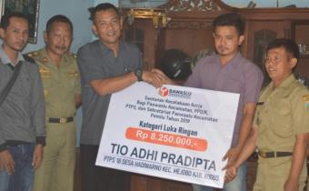 Lagi, Dua Mantan PTPS di Kudus Terima Santunan