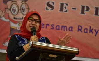 Lewat Penanganan Pelanggaran Pemilu Dewi Kenalkan Bawaslu ke Dunia