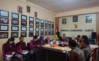 Mahasiswa Magang dari Prodi PPI IAIN Kudus Diberi Pemahaman Pendaftaran Parpol Calon Peserta Pemilu 2024