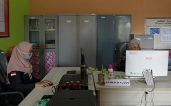 Pelaksanaan Evaluasi Pegawai Non PNS Melalui Uji Kompetensi