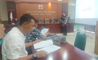 SEMPURNAKAN DRAF KETERANGAN TERTULIS PHPU:  Bawaslu Kudus Didampingi Langsung Ketua Bawaslu RI  dan Bawaslu Jawa Tengah