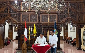 18 Juni 2025 Resmi, Ketua Bawaslu Kudus Tanda Tangani Nota Kesepakatan Bersama Bupati Kudus