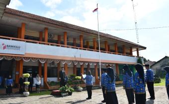 1 Oktober 2025 Pancasila Perekat Bangsa, Bawaslu Kudus Peringati Hari Kesaktian dengan Upacara Khidmat