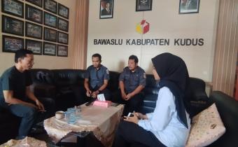 21 Oktober 2025 Luncurkan Tayangan Edukasi Penanganan Pelanggaran di YouTube, Bawaslu Kudus Sasar Masyarakat Agar Makin Melek