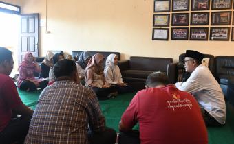 28 November 2025 Siraman Rohani Bawaslu Kudus Menata Akhlak Keluarga Lewat Kajian Adabul Islam Fi Nidhomil